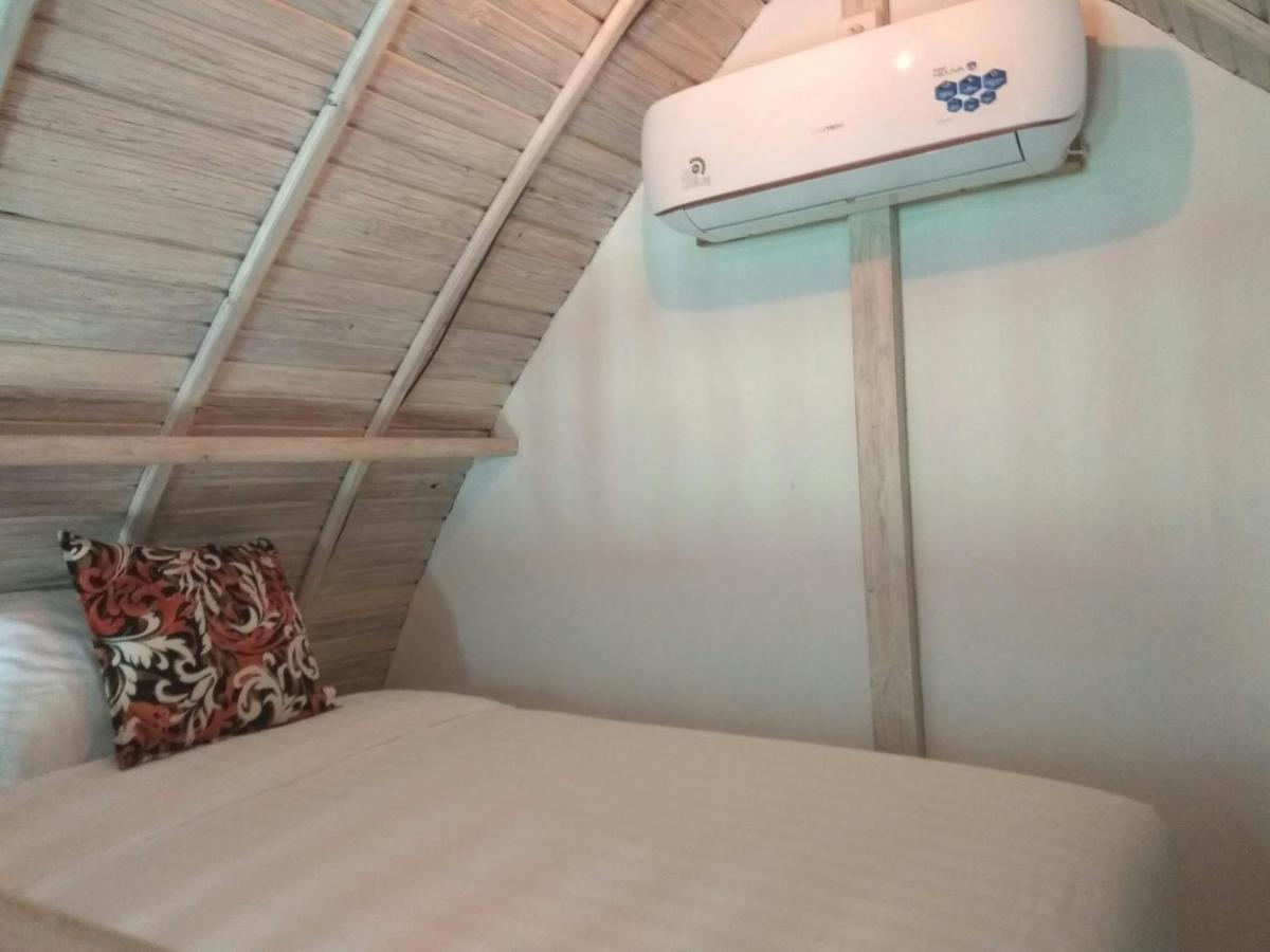 Sunsets At Sumbul Hotell Pulukan Rum bild